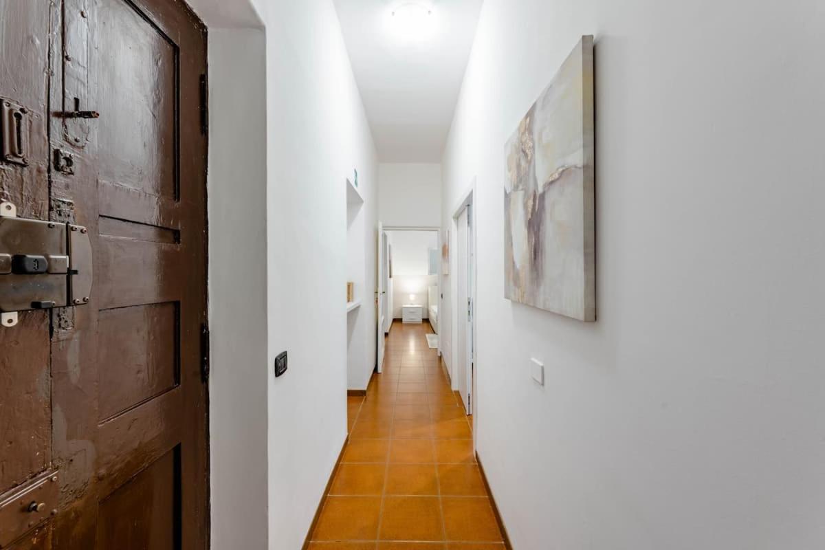 New! Casa Micheli A Trastevere Рим Екстериор снимка